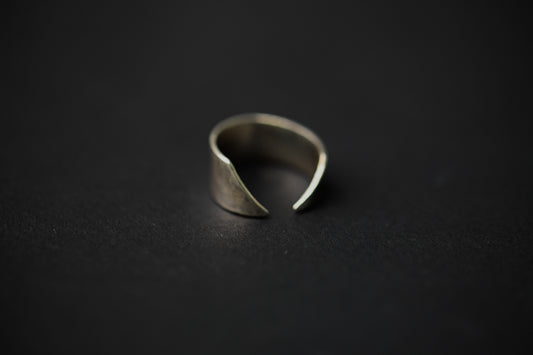 Open Tooth Ring (size 7 adjustable)