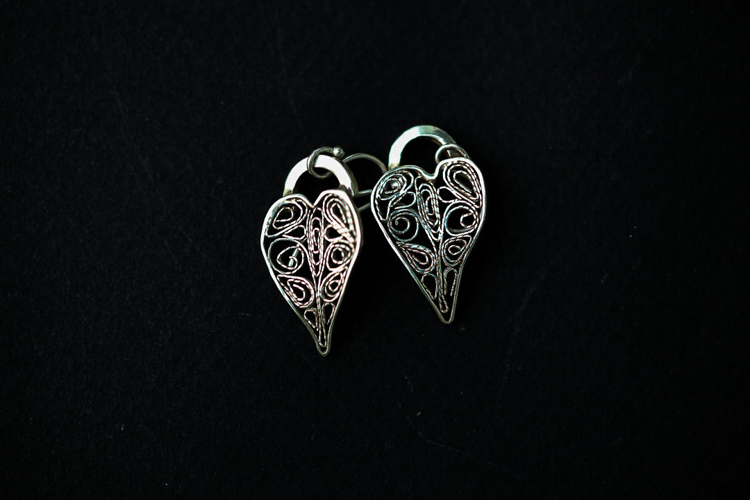 Filagree Monstera Leaf Earrings