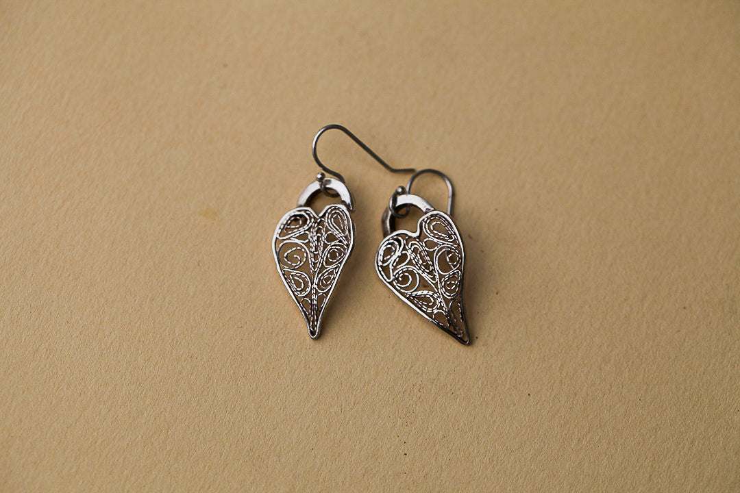 Filagree Monstera Leaf Earrings