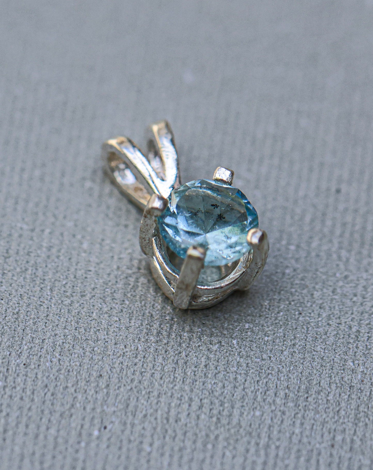 Aquamarine Pendant for Necklace