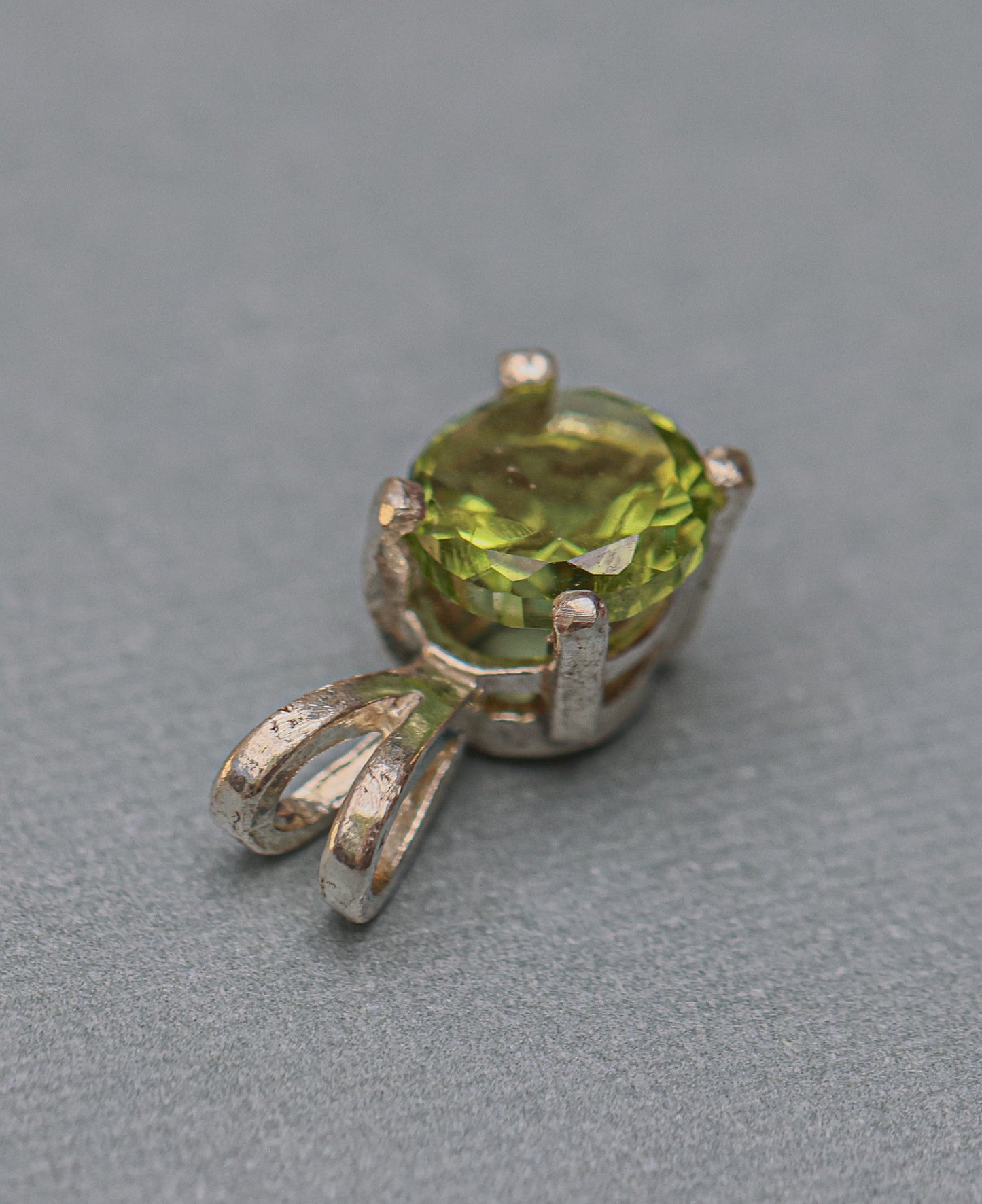 Green Peridot Pendant for Necklace