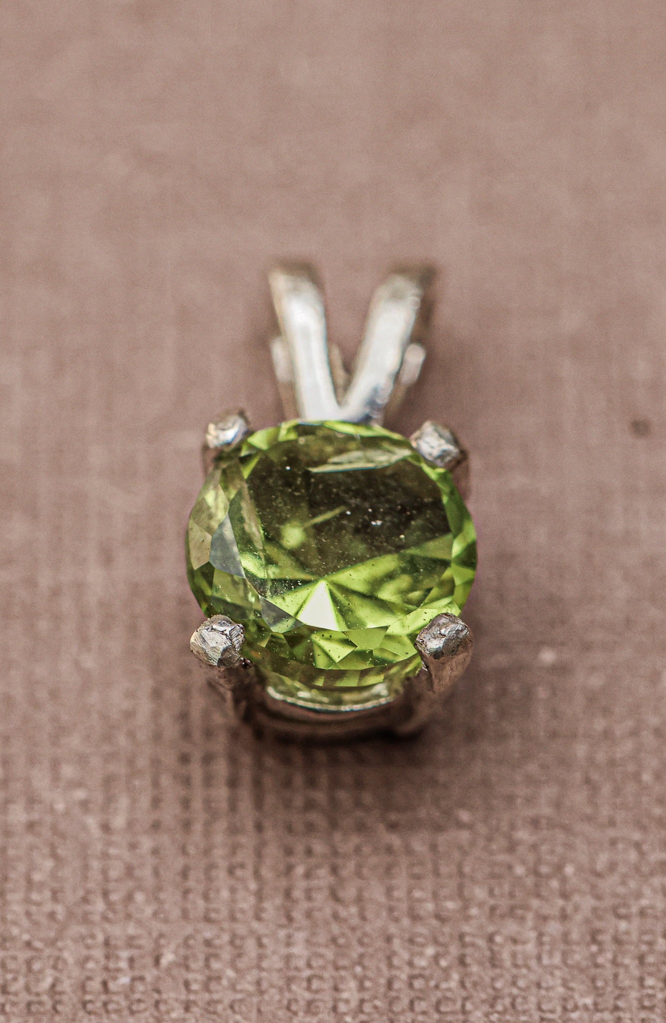 Green Peridot Pendant for Necklace