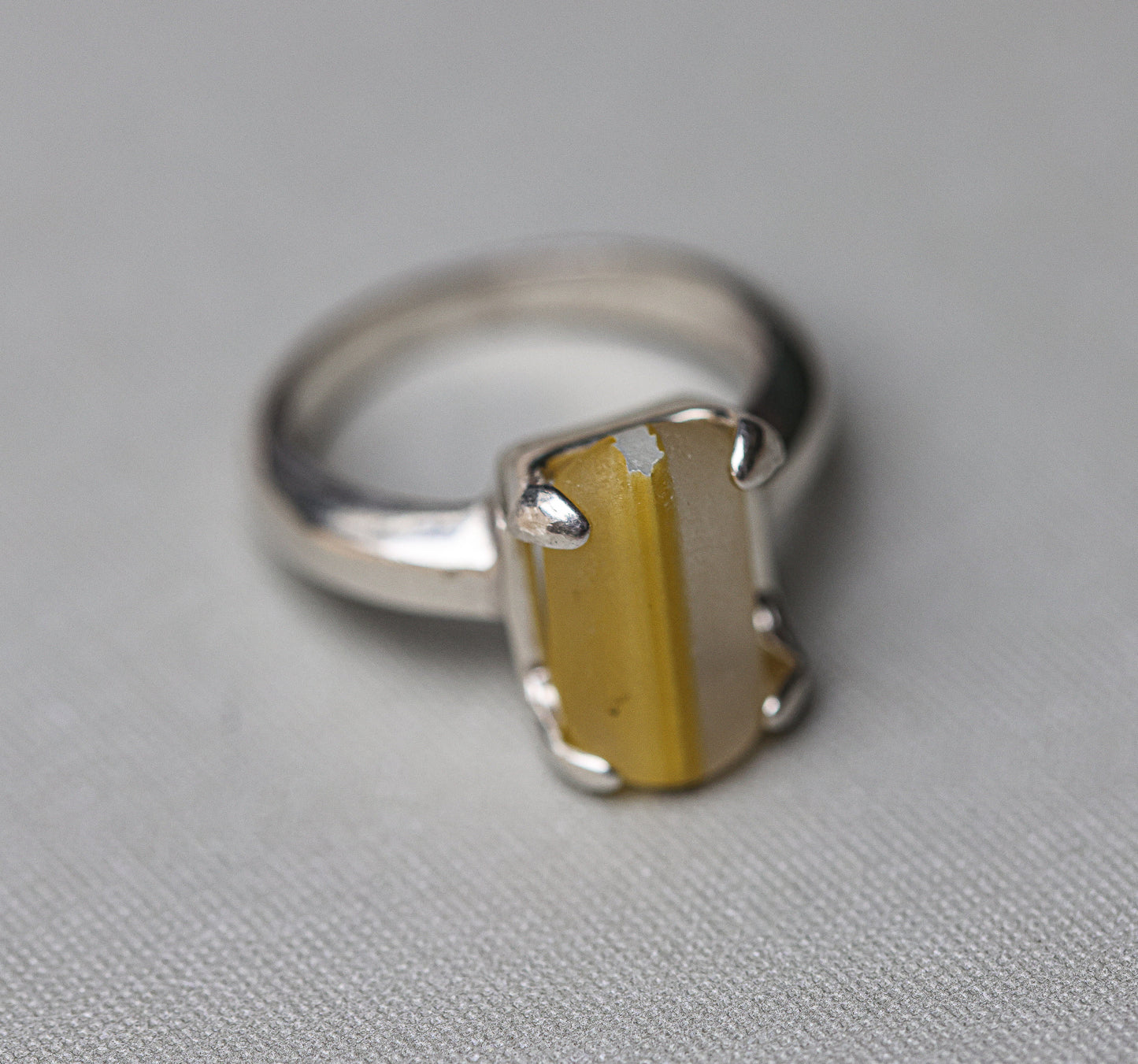 Rare Davenport Yellow Seaglass Ring (size 7)