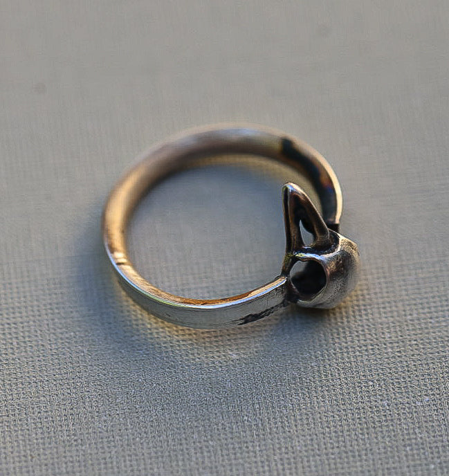 Mini Crow Skull Ring (sz 6)