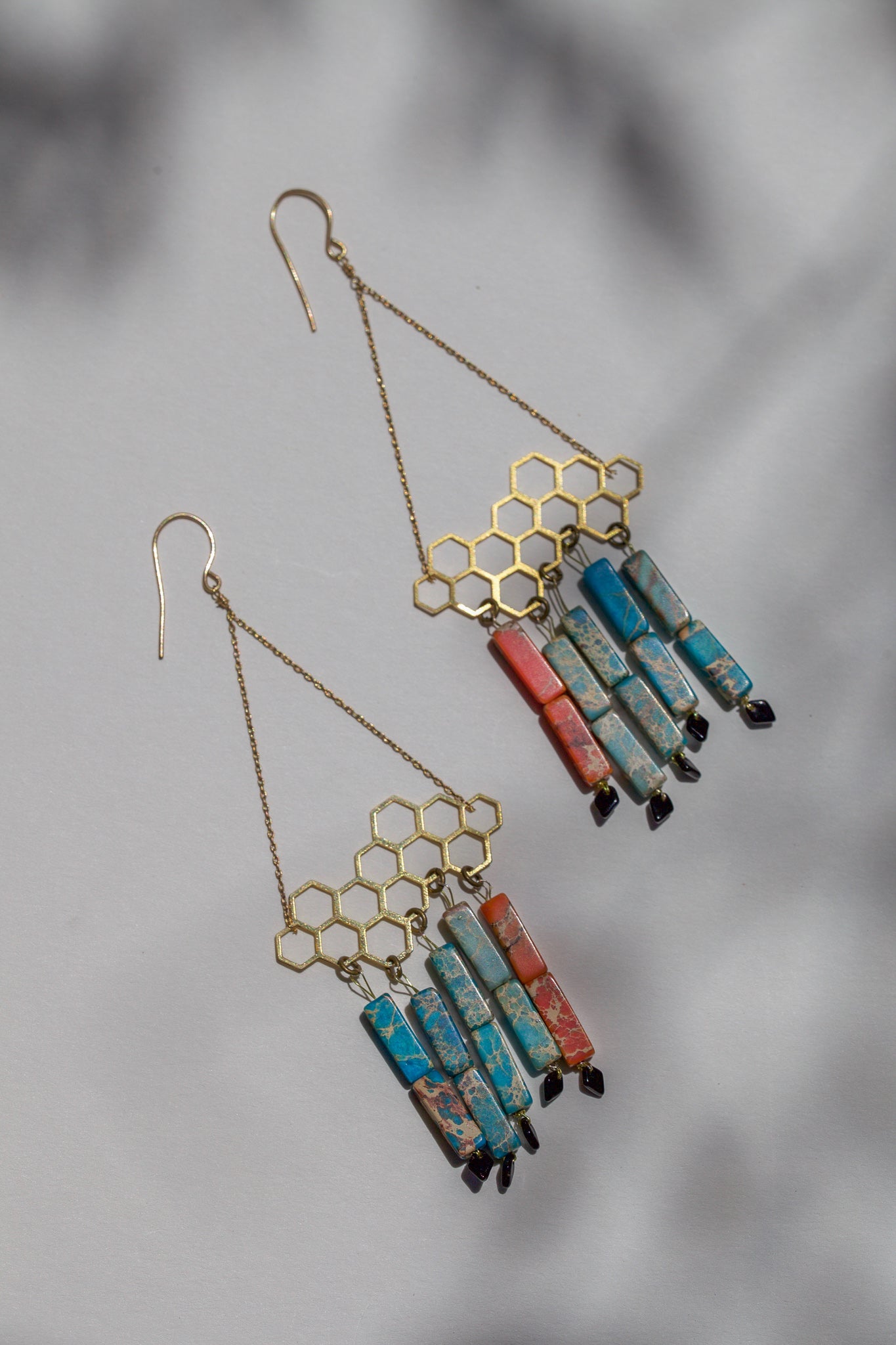 Honeycomb Raincloud Beaded Earrings - Brass & Gold