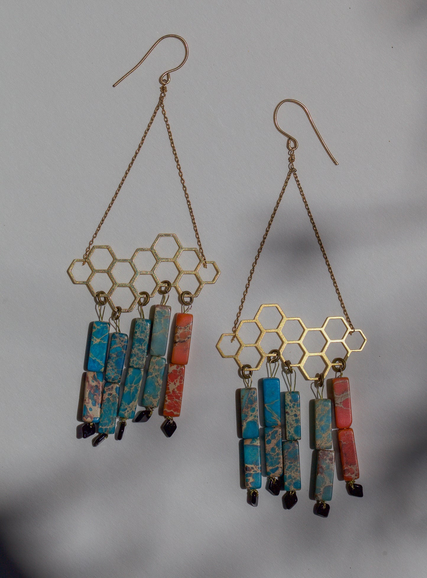 Honeycomb Raincloud Beaded Earrings - Brass & Gold