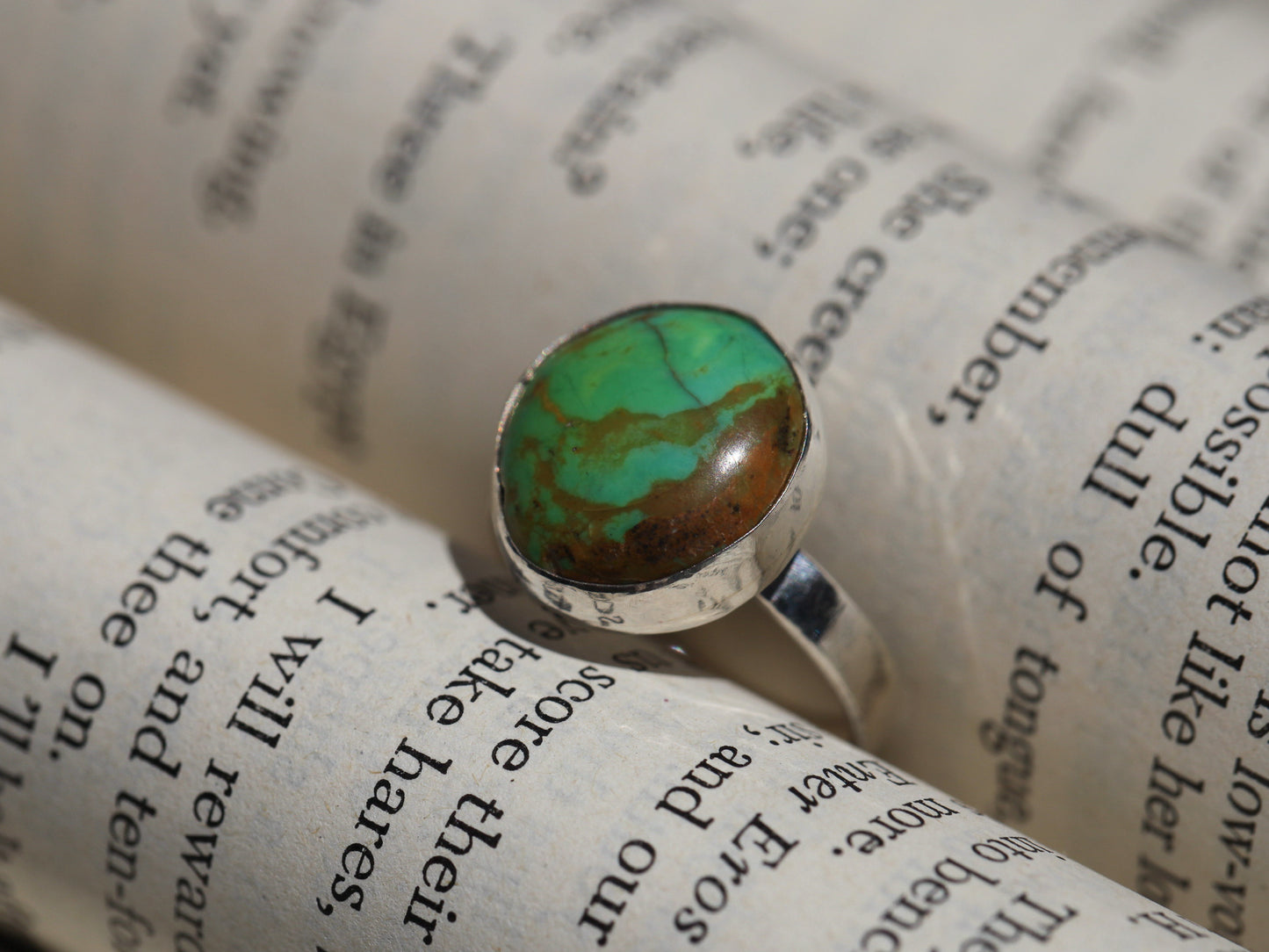 Rare Vintage Green Turquoise Ring - Size 7.25